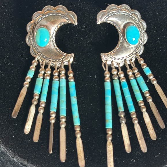 NAVAJO Concho Sterling vintage turquoise fringe signed and stamped Q.T. earrings - Picture 3 of 10